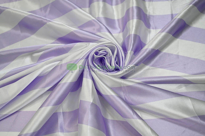 58in x 96in - 8ft Tall / Lavender