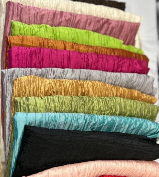 Crease Taffeta Table Linens, Tablecloths & Overlays in Multiple Colors
