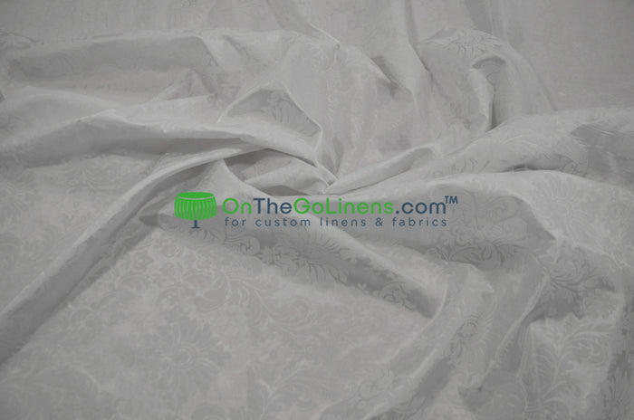 Tablecloth 90 Round / White on White