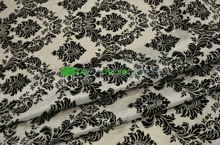 Damask Flocking Taffeta Tablecloths, Overlays & Table Drapes for Events