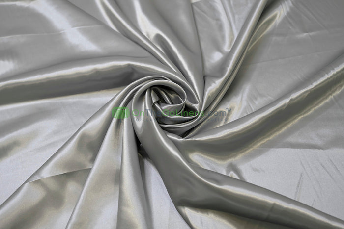58in x 120in - 10ft Tall / Silver