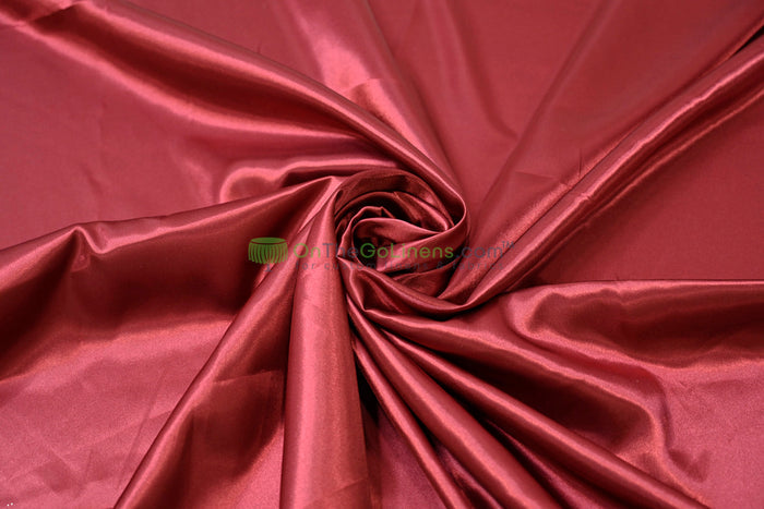 Tablecloth 90 Round / Cranberry