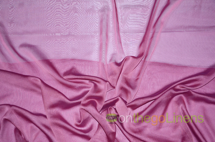 Tablecloth Overlay 72 x 72 / Magenta