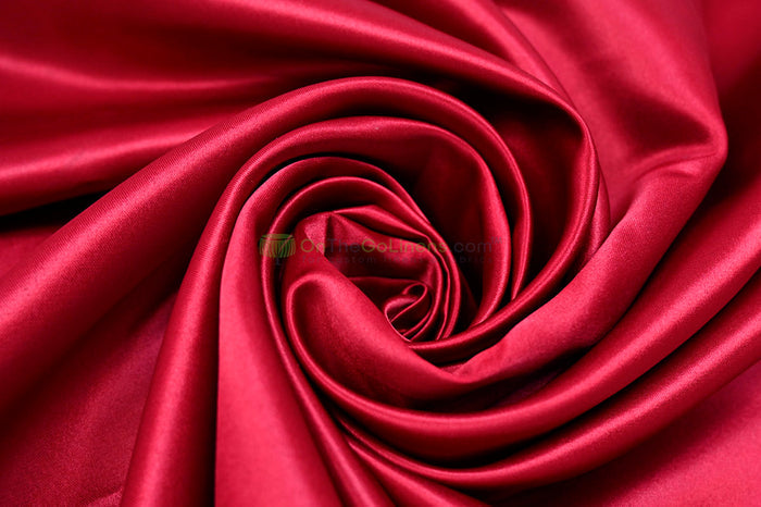 58in x 96in - 8ft Tall / Cranberry