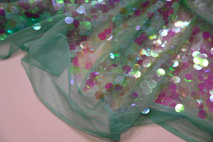 52in x 96in - 8ft Tall / Iridescent Mint