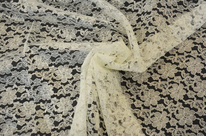 Raschel Lace Table Linens | Raschel Lace Tablecloths | Multiple Colors |