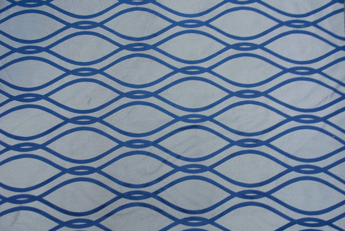 Reversible Elliptical Brocade Table Linen | Geometric Jacquard Tablecloth| Multiple Colors |