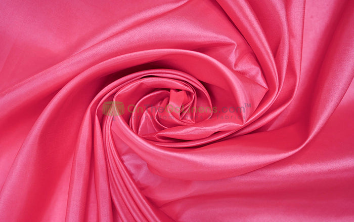 Tablecloth 90 Round / Puchi Coral